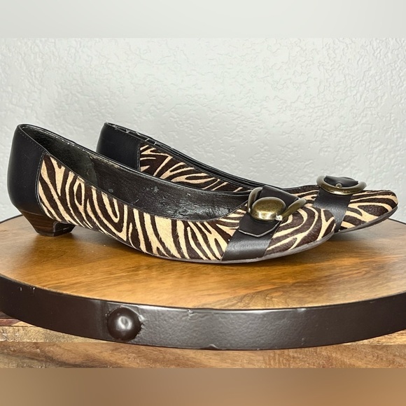 291. Nine West Leopard Print Low Pump Size 7 - Picture 1 of 7